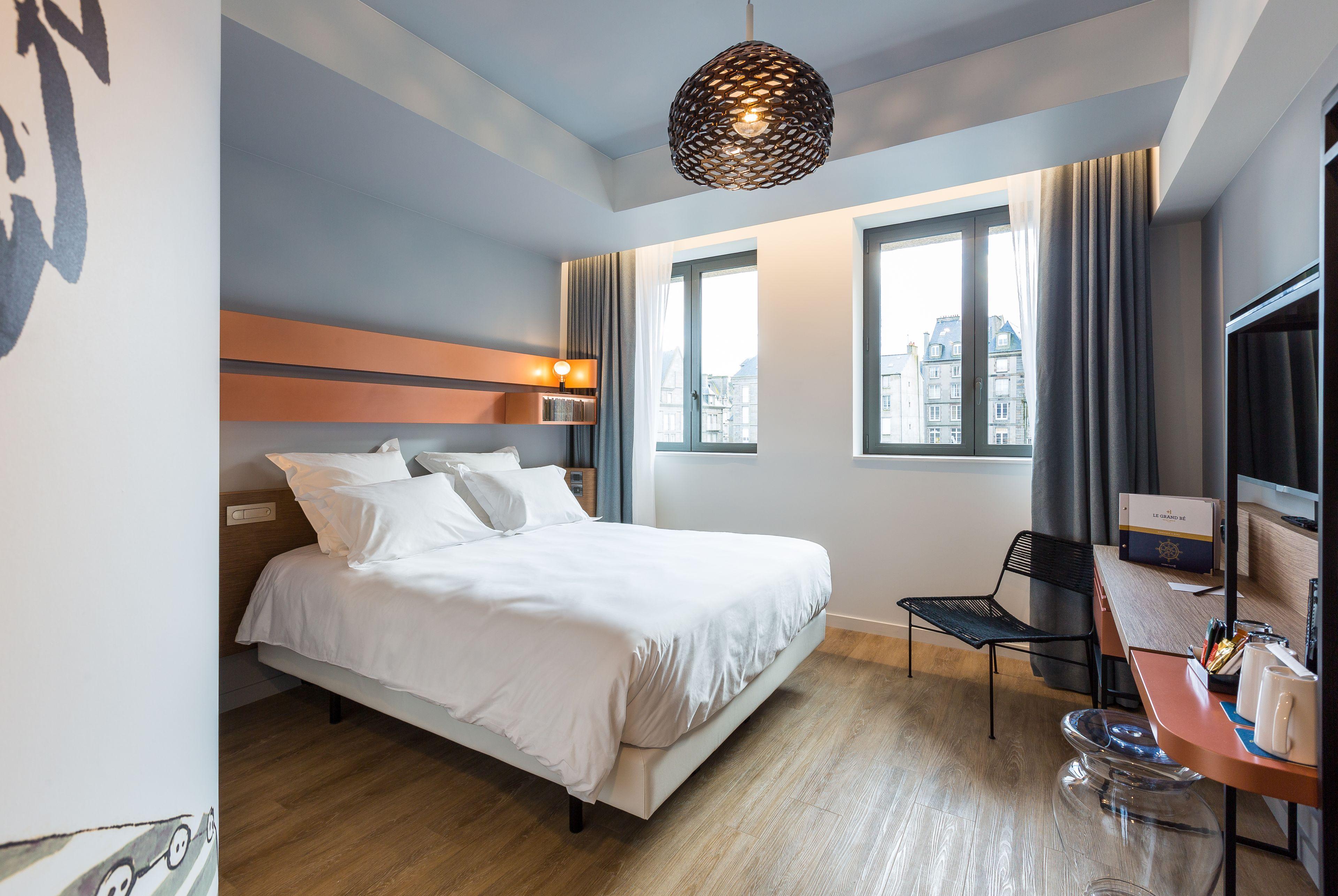 Golden Tulip Saint Malo- Le Grand Be Hotel Exterior photo